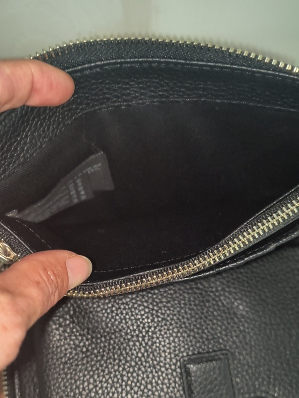 Allsaints Fetch Leather Phone Wristlet - Picture 10 of 10